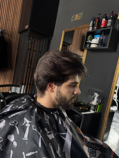 Punë e realizuar nga Frizer Qendrimi, pamja 34